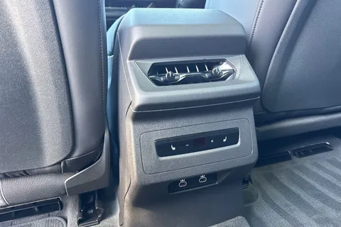 KP25YGH Audi S6 E-Tron Avant Edition 1 e-tron 370,00 kW Thumbnail #43