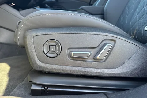 KP25YGH Audi S6 E-Tron Avant Edition 1 e-tron 370,00 kW Thumbnail #44