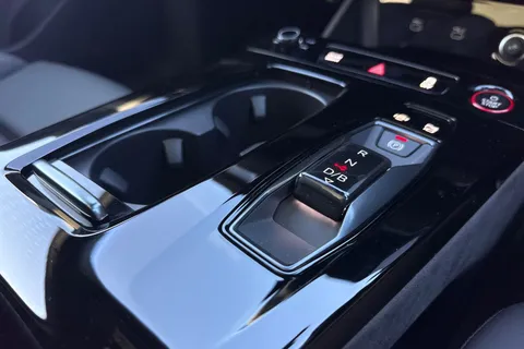 KP25YGH Audi S6 E-Tron Avant Edition 1 e-tron 370,00 kW Thumbnail #52