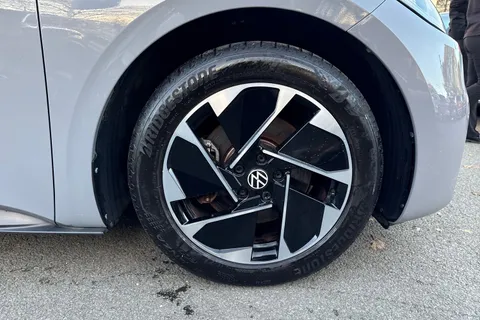 7 of 45 for Volkswagen ID.3 110kW Style Pure Performance 45kWh 5dr Auto | Rear Camera | Heated Seats