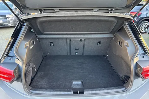 10 of 45 for Volkswagen ID.3 110kW Style Pure Performance 45kWh 5dr Auto | Rear Camera | Heated Seats