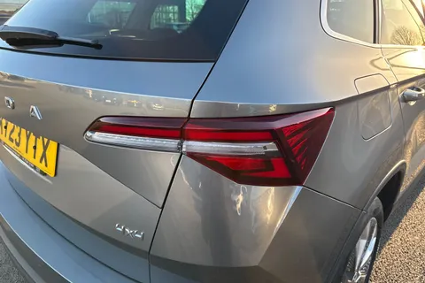 KY23YTX Škoda Karoq 2.0 TDI SE L DSG 4WD Euro 6 (s/s) 5dr Thumbnail #8