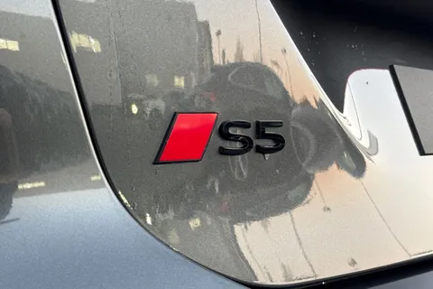  Audi S5 Avant 3.0 TFSI Edition 1 S Tronic quattro Euro 6 (s/s) 5dr Thumbnail #25