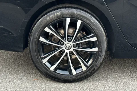 BT22CHN Vauxhall Insignia 1.5 Turbo D Design Grand Sport Auto Euro 6 (s/s) 5dr Thumbnail #12