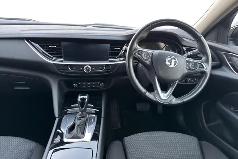 BT22CHN Vauxhall Insignia 1.5 Turbo D Design Grand Sport Auto Euro 6 (s/s) 5dr Thumbnail #19