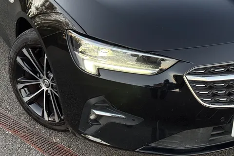 BT22CHN Vauxhall Insignia 1.5 Turbo D Design Grand Sport Auto Euro 6 (s/s) 5dr Thumbnail #26
