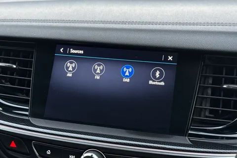 BT22CHN Vauxhall Insignia 1.5 Turbo D Design Grand Sport Auto Euro 6 (s/s) 5dr Thumbnail #43