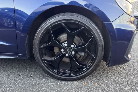 WV74VYA Audi A1 Black Edition 30 TFSI 116 PS 6-speed Thumbnail #11