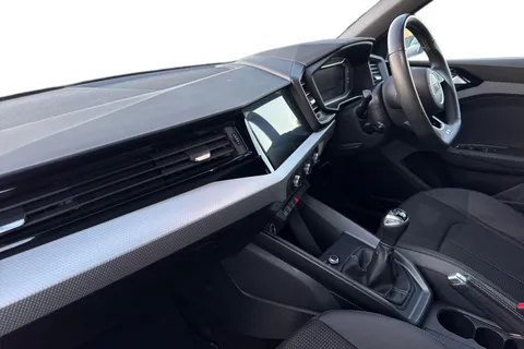 WV74VYA Audi A1 Black Edition 30 TFSI 116 PS 6-speed Thumbnail #16