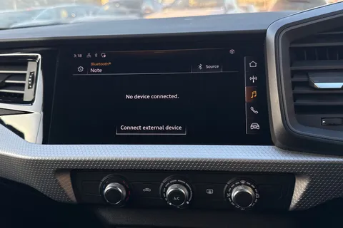 WV74VYA Audi A1 Black Edition 30 TFSI 116 PS 6-speed Thumbnail #39