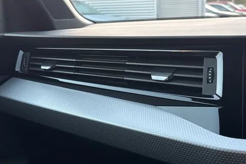 WV74VYA Audi A1 Black Edition 30 TFSI 116 PS 6-speed Thumbnail #45