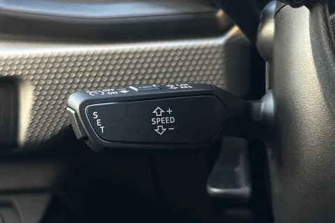 WV74VYA Audi A1 Black Edition 30 TFSI 116 PS 6-speed Thumbnail #59