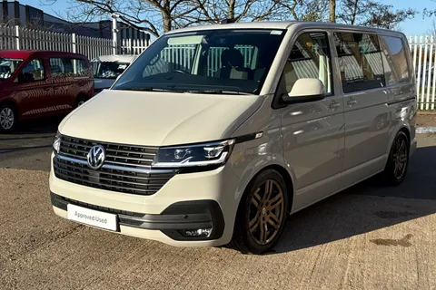 BK70NSV Volkswagen Transporter 2.0 TDI 150 Highline Kombi Van DSG-NO VAT Thumbnail #26