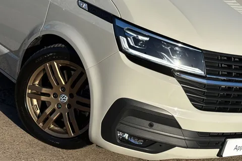 BK70NSV Volkswagen Transporter 2.0 TDI 150 Highline Kombi Van DSG-NO VAT Thumbnail #31