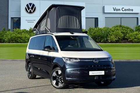 DE75RCF Volkswagen California Ocean T7 SWB 150 PS DSG - Del Mileage/Massive Spec Thumbnail #2