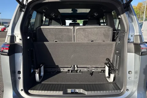 DG75CDO Volkswagen ID. Buzz GTX SWB 340 PS 79 kWh Pro Electric Automatic - Heat Pump Thumbnail #7