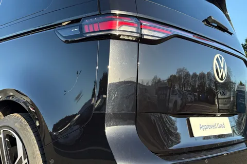 DF75PVU Volkswagen ID. Buzz GTX SWB 340 PS 79 kWh Pro Electric Automatic - Heat Pump Thumbnail #8