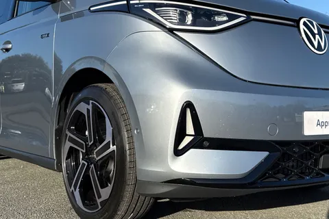 DG75CDO Volkswagen ID. Buzz GTX SWB 340 PS 79 kWh Pro Electric Automatic - Heat Pump Thumbnail #9