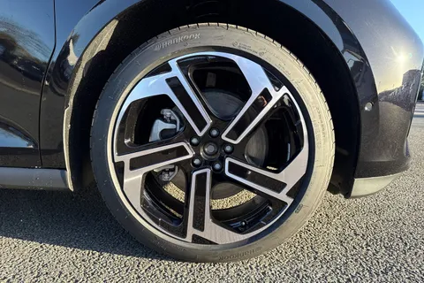 DF75PVU Volkswagen ID. Buzz GTX SWB 340 PS 79 kWh Pro Electric Automatic - Heat Pump Thumbnail #10