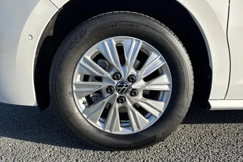 12 of 46 for Volkswagen California Beach T7 SWB 150 PS DSG - Camper Heater / Parking Package