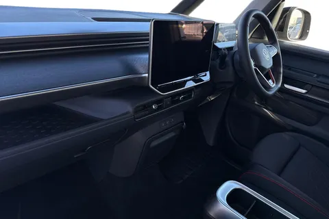 DG75CDO Volkswagen ID. Buzz GTX SWB 340 PS 79 kWh Pro Electric Automatic - Heat Pump Thumbnail #15