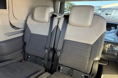 DE75RCF Volkswagen California Ocean T7 SWB 150 PS DSG - Del Mileage/Massive Spec Thumbnail #19