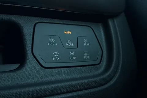 DF75PVU Volkswagen ID. Buzz GTX SWB 340 PS 79 kWh Pro Electric Automatic - Heat Pump Thumbnail #31