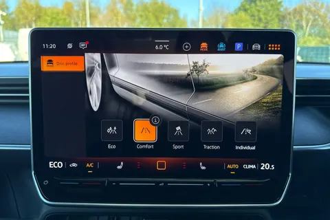 DG75CDO Volkswagen ID. Buzz GTX SWB 340 PS 79 kWh Pro Electric Automatic - Heat Pump Thumbnail #35