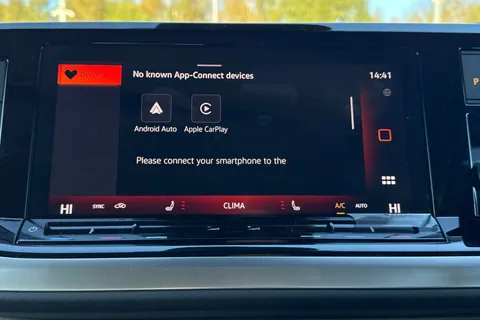 DE75RCF Volkswagen California Ocean T7 SWB 150 PS DSG - Del Mileage/Massive Spec Thumbnail #44