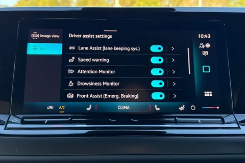 40 of 46 for Volkswagen California Beach T7 SWB 150 PS DSG - Camper Heater / Parking Package