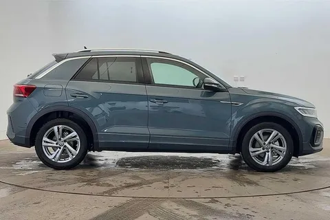 KT25RMY Volkswagen T-Roc 1.5 TSI R-Line 5dr DSG ⭐Rear-view camera displayed⭐ Thumbnail #4