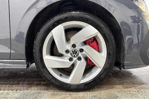 KP25YJL Volkswagen Golf 1.5 TSI 272 GTE eHybrid 5dr DSG Thumbnail #7