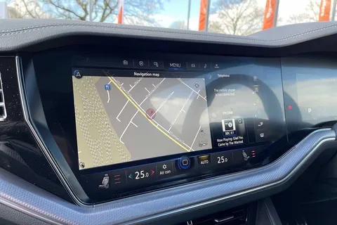 12 of 63 for Volkswagen Touareg 3.0 V6 TDI 4Motion Black Edition 5dr Tip Auto ⭐1 Year VW Warranty⭐