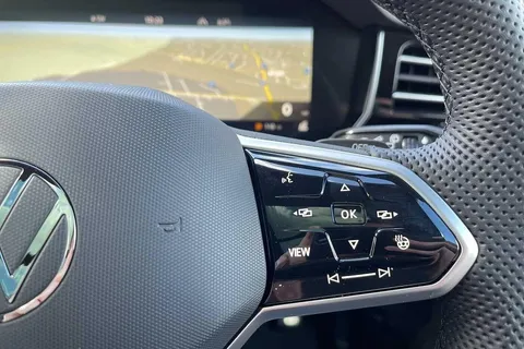 29 of 63 for Volkswagen Touareg 3.0 V6 TDI 4Motion Black Edition 5dr Tip Auto ⭐1 Year VW Warranty⭐