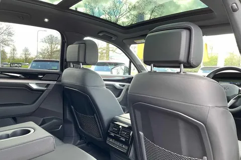 49 of 63 for Volkswagen Touareg 3.0 V6 TDI 4Motion Black Edition 5dr Tip Auto ⭐1 Year VW Warranty⭐