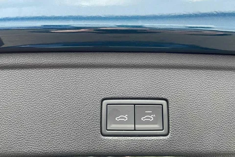 53 of 63 for Volkswagen Touareg 3.0 V6 TDI 4Motion Black Edition 5dr Tip Auto ⭐1 Year VW Warranty⭐