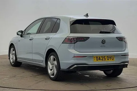 DA25OYU Volkswagen Golf 1.5 TSI 272 GTE eHybrid 5dr DSG **PAN ROOF + HEADS UP DISPLAY** Thumbnail #3