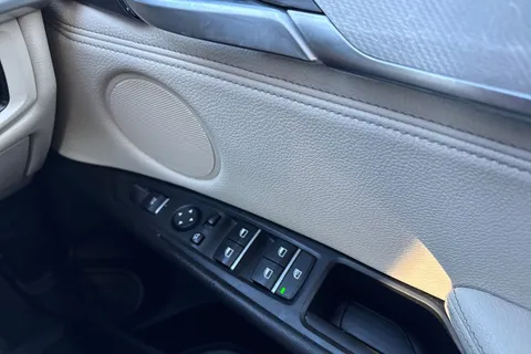 YG18LWU BMW X5 3.0 30d M Sport Auto xDrive Euro 6 (s/s) 5dr Thumbnail #35