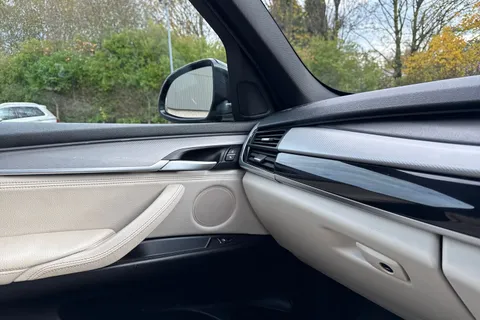 YG18LWU BMW X5 3.0 30d M Sport Auto xDrive Euro 6 (s/s) 5dr Thumbnail #83