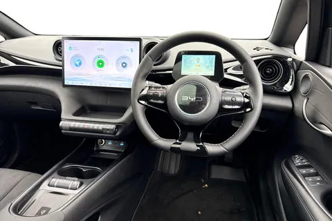  BYD Dolphin 60.48kWh Design Auto 5dr Thumbnail #13