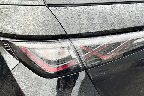  BYD Dolphin 60.48kWh Design Auto 5dr Thumbnail #16