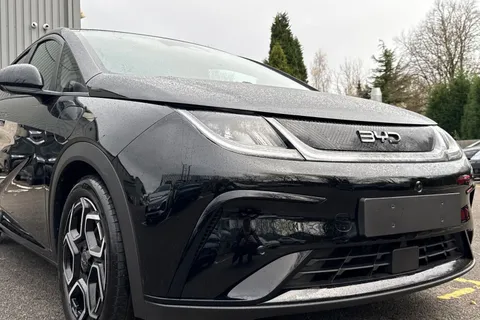  BYD Dolphin 60.48kWh Design Auto 5dr Thumbnail #17