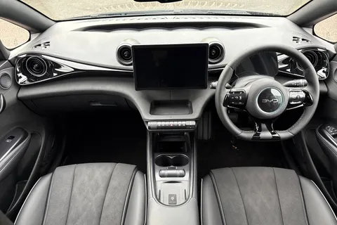  BYD Dolphin 60.48kWh Design Auto 5dr Thumbnail #31