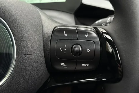  BYD Dolphin 60.48kWh Design Auto 5dr Thumbnail #38