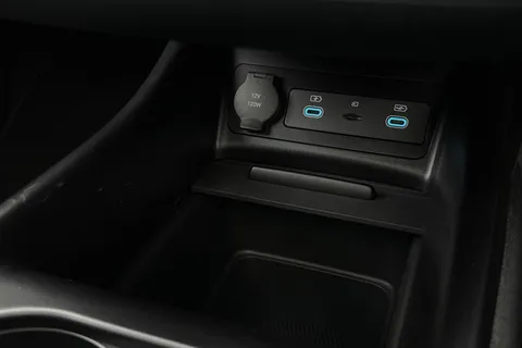  BYD Dolphin 60.48kWh Design Auto 5dr Thumbnail #41