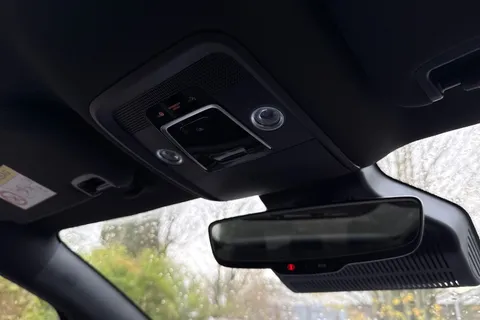  BYD Dolphin 60.48kWh Design Auto 5dr Thumbnail #51