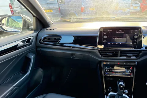 Volkswagen T-Roc 1.5 TSI Black Edition Plus DSG Euro 6 (s/s) 5dr Thumbnail #20