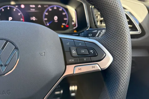 Volkswagen T-Roc 1.5 TSI Black Edition Plus DSG Euro 6 (s/s) 5dr Thumbnail #48