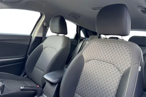 LB20JXC Kia Ceed 1.0 T-GDi ECO 2 Euro 6 (s/s) 5dr Thumbnail #17