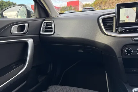 LB20JXC Kia Ceed 1.0 T-GDi ECO 2 Euro 6 (s/s) 5dr Thumbnail #21